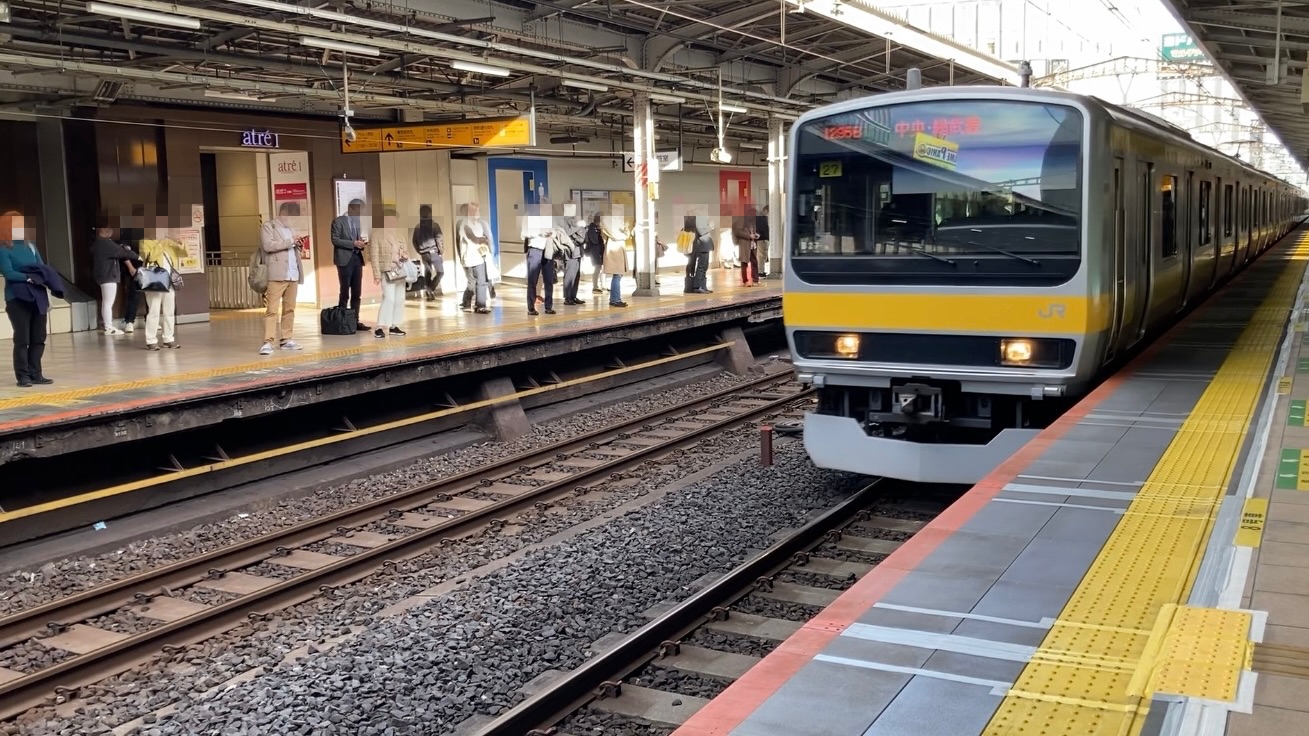 秋葉原駅の様子