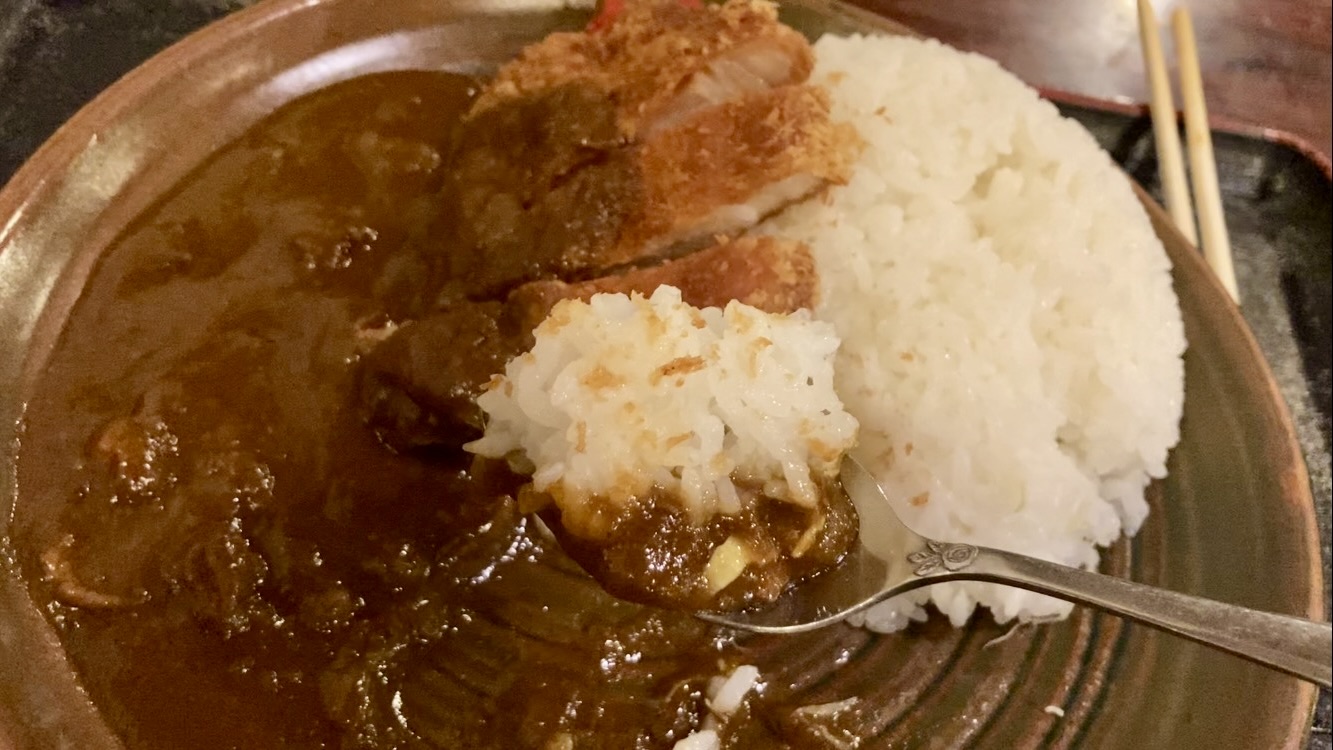 町役場秋葉原店のカツカレー