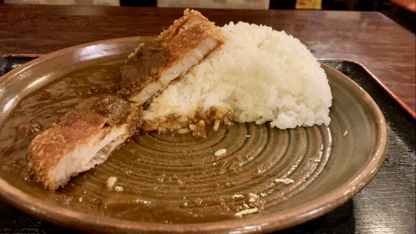 町役場秋葉原店のカツカレー