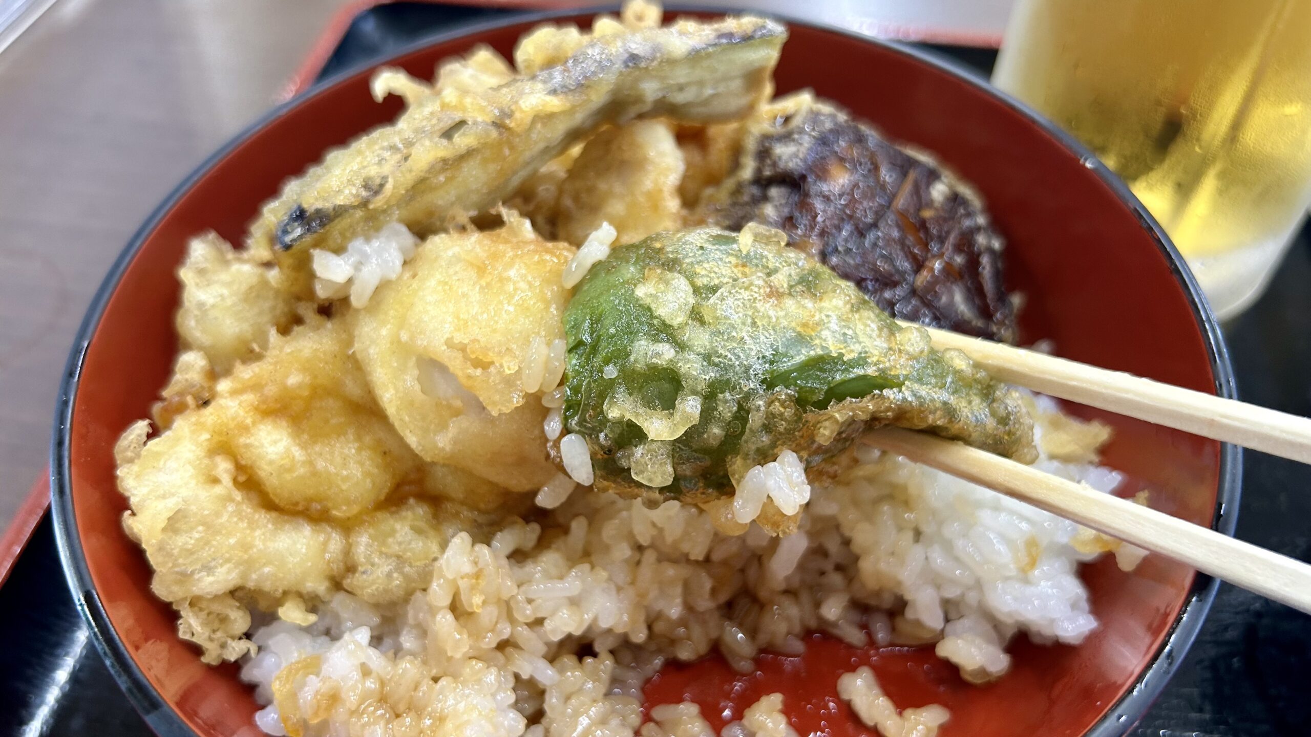 印旛沼漁協水産センターのナマズ天丼