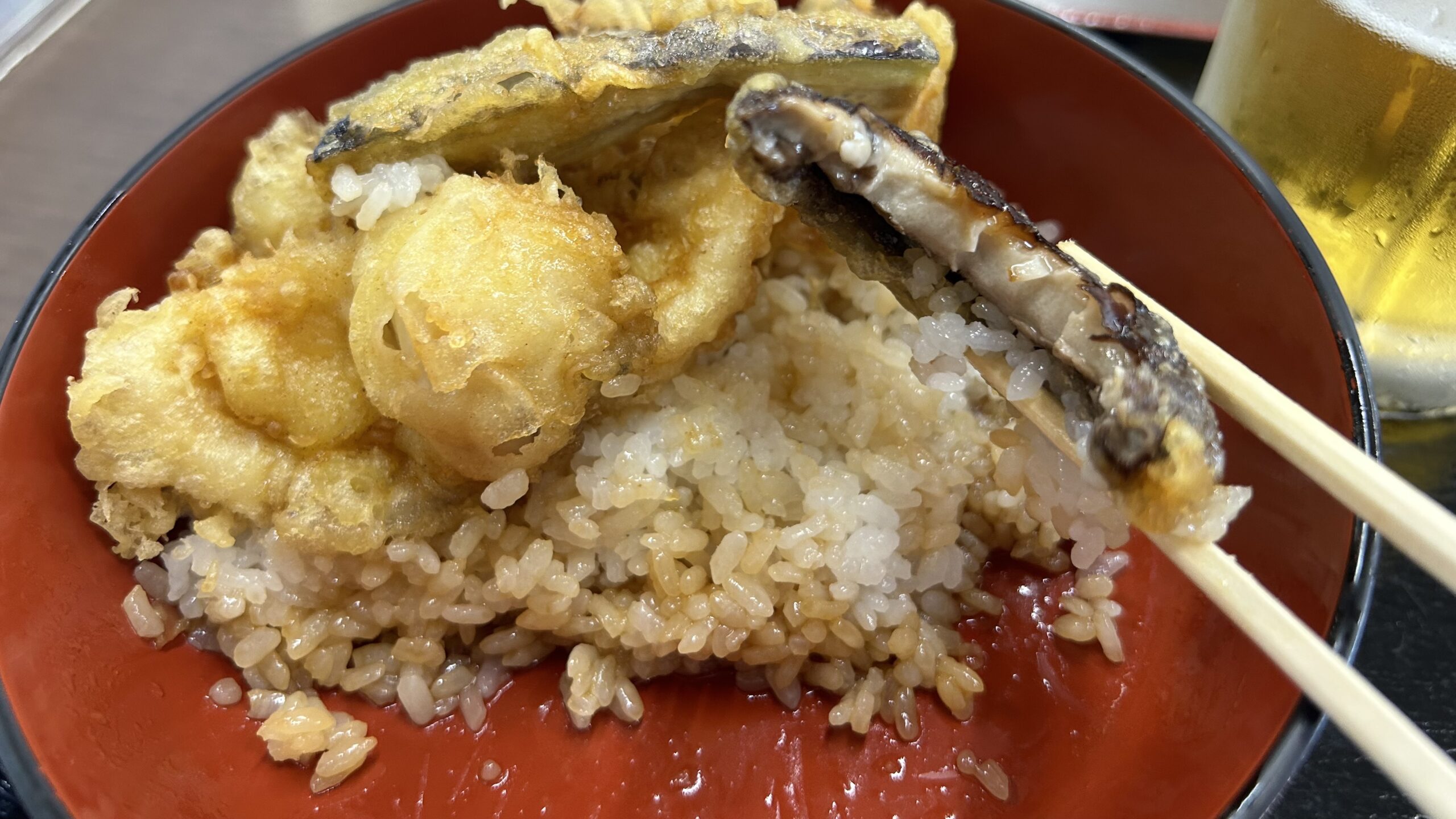 印旛沼漁協水産センターのナマズ天丼